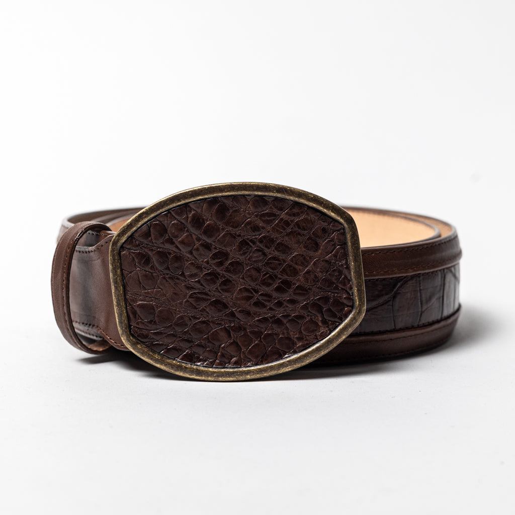 CINTO PIEL DE COCODRILO COLOR CAFÉ